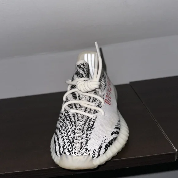 zebra yeezys BARELY WORN.